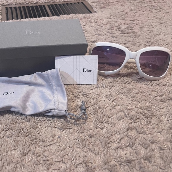 Christian Dior White sparkling 2 Strass sunglasses - Picture 1 of 6